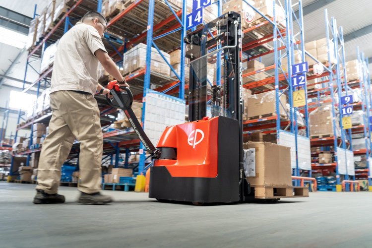EP WSA161 elektrische stapelaar 1.600 kg - Voltesy